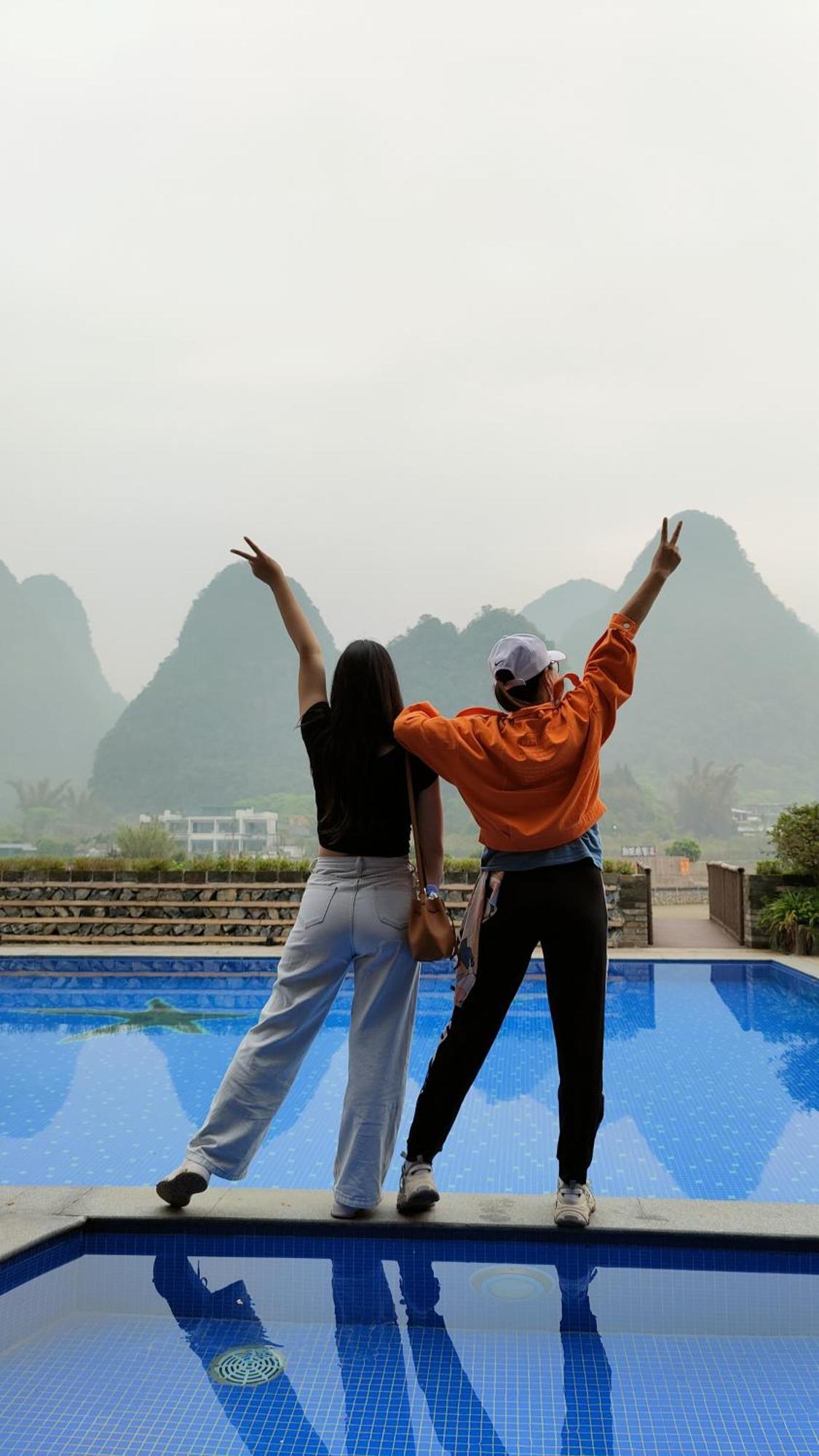 Yangshuo Tea Cozy--One Way Free Pick Up From Airport Or Ts 4 Nights Guest House Exterior photo