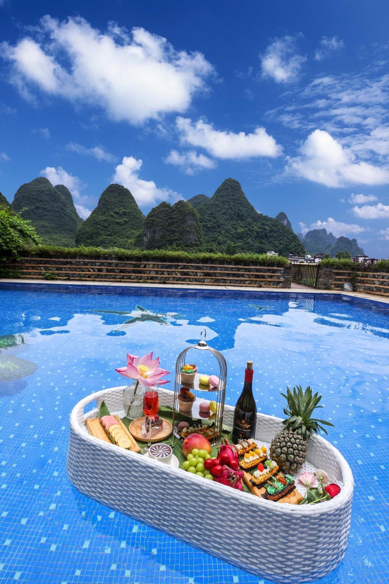 Yangshuo Tea Cozy--One Way Free Pick Up From Airport Or Ts 4 Nights Guest House Exterior photo